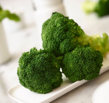 https://weborders.pizzanova.com/PNStatic/web/images/ingredients/broccoli.jpg