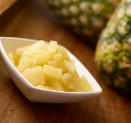 https://weborders.pizzanova.com/PNStatic/web/images/ingredients/pineapple.jpg