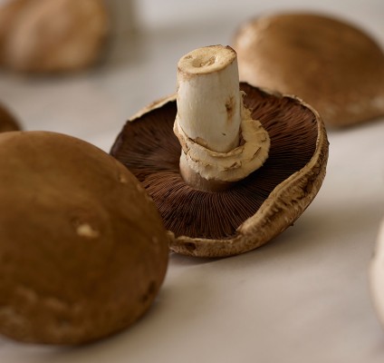 https://weborders.pizzanova.com/PNStatic/web/images/ingredients/portobello-mushrooms.jpg